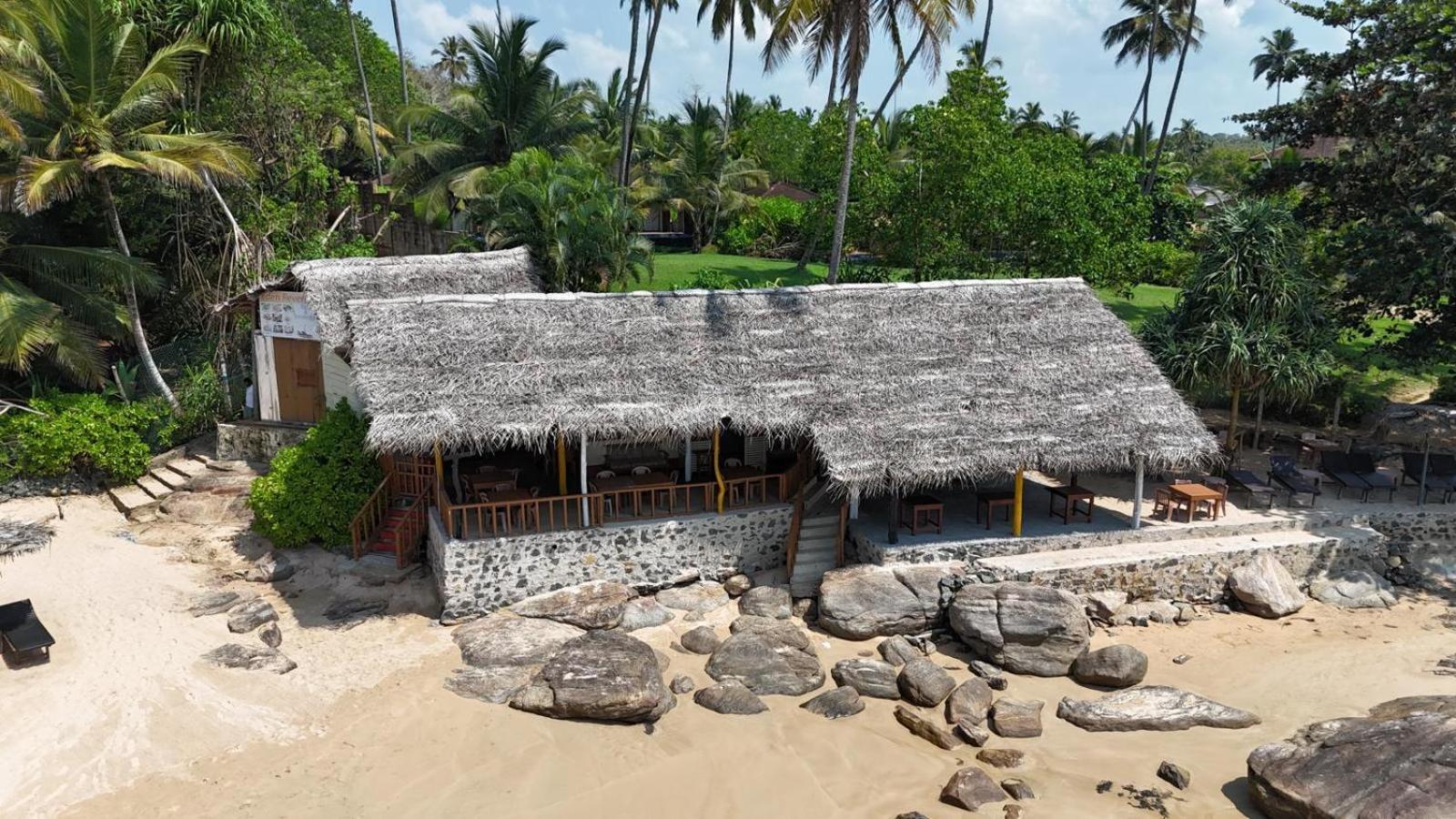 Eden Reverie Deluxe Rooms And Spa Tangalle Esterno foto